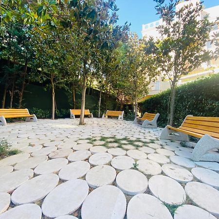 1Bd Ap In La Mer Complex Private Beach And Pool Golden Sands Εξωτερικό φωτογραφία