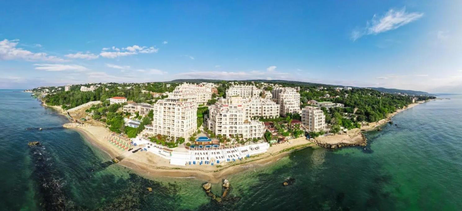 1Bd Ap In La Mer Complex Private Beach And Pool Golden Sands Εξωτερικό φωτογραφία