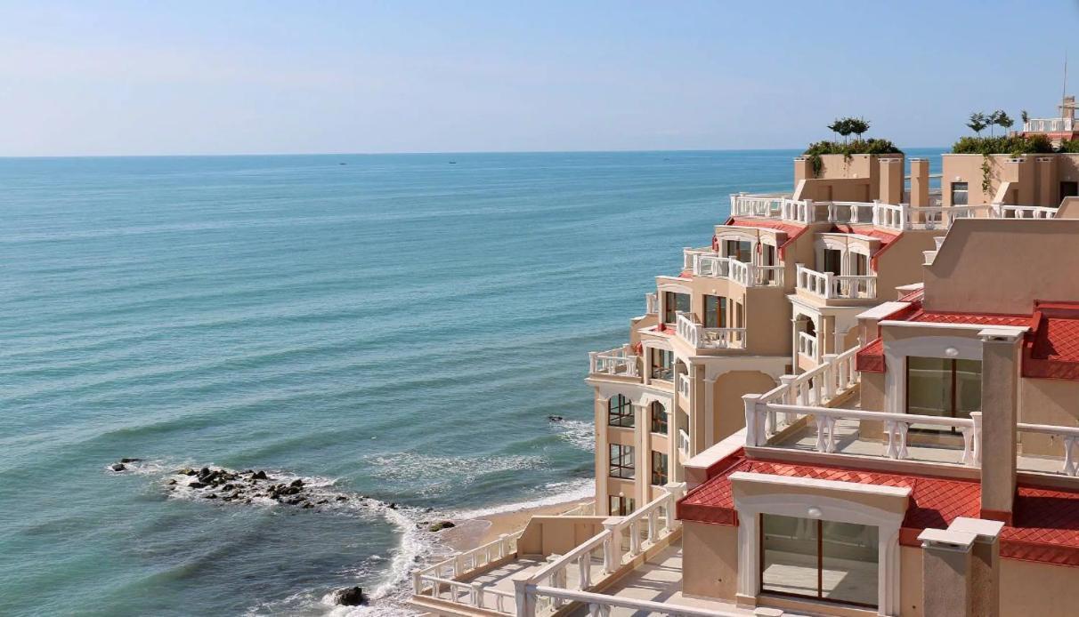 1Bd Ap In La Mer Complex Private Beach And Pool Golden Sands Εξωτερικό φωτογραφία